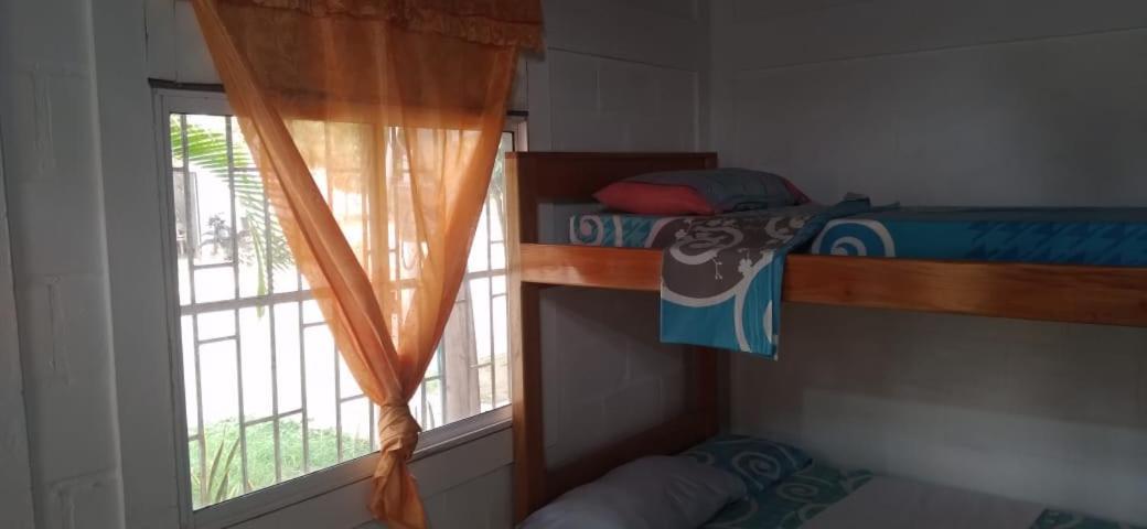 Necoclí Habitacion Triple Con Cocina Y Bano Privado المظهر الخارجي الصورة