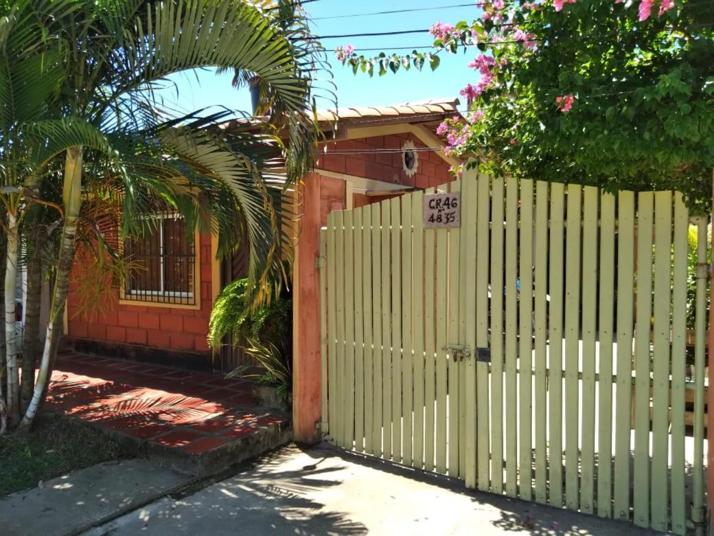 Necoclí Habitacion Triple Con Cocina Y Bano Privado المظهر الخارجي الصورة